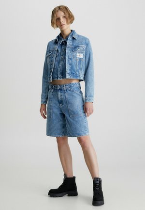 Mustang STYLE STELLA - Jeans Shorts - Weiß