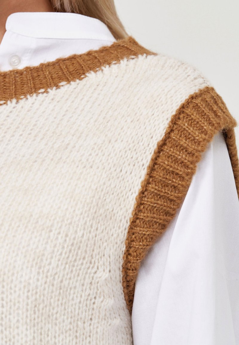 Strickpullover - Braun
