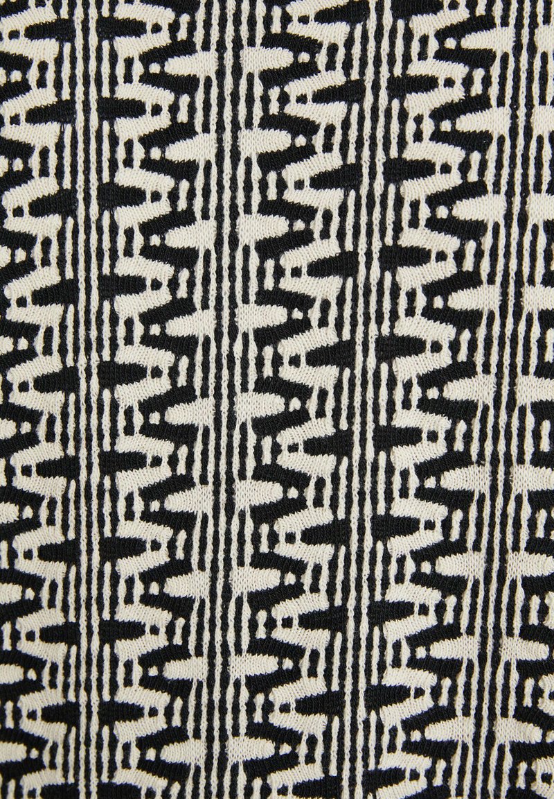 BERSHKA PRINTED SHORT SLEEVE - T-Shirt Print - Black