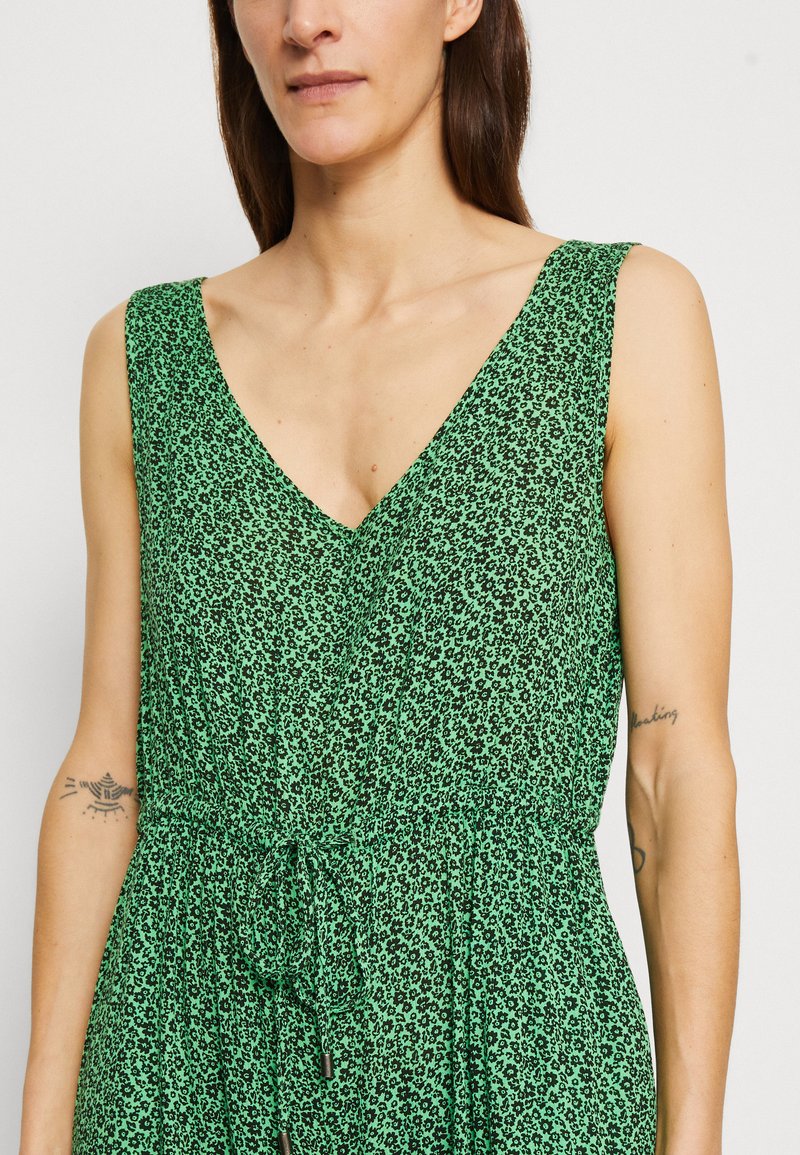 Kaffe ISOLDE AMBER - Jumpsuit - Poison Green/black