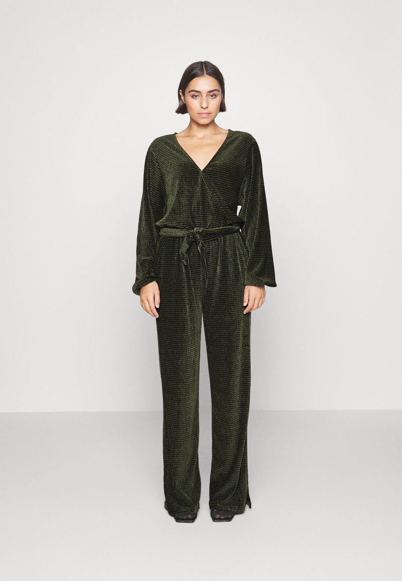 Another Label PACHE - Jumpsuit - Deep Green