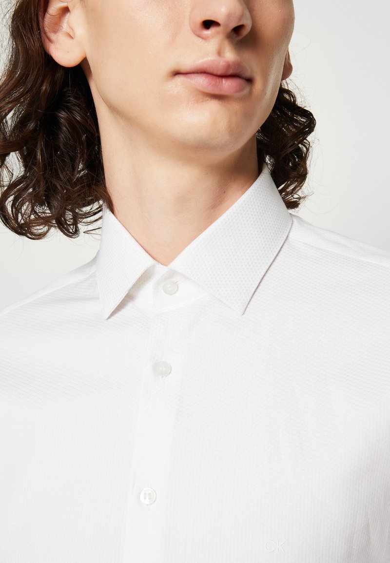 STRUCTURE EASY CARE SLIM SHIRT - Businesshemd - White