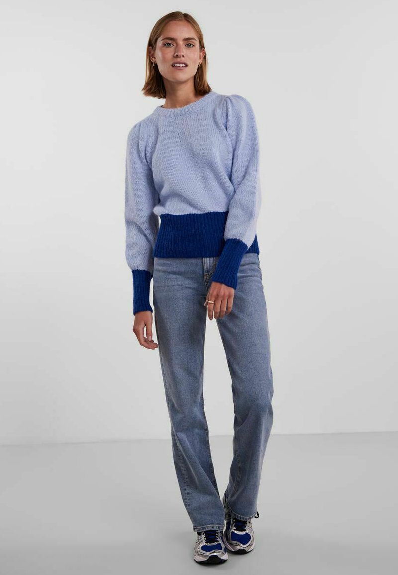 Pieces PCLAYAN LS O-NECK KAC PWP - Strickpullover - Kentucky Blue