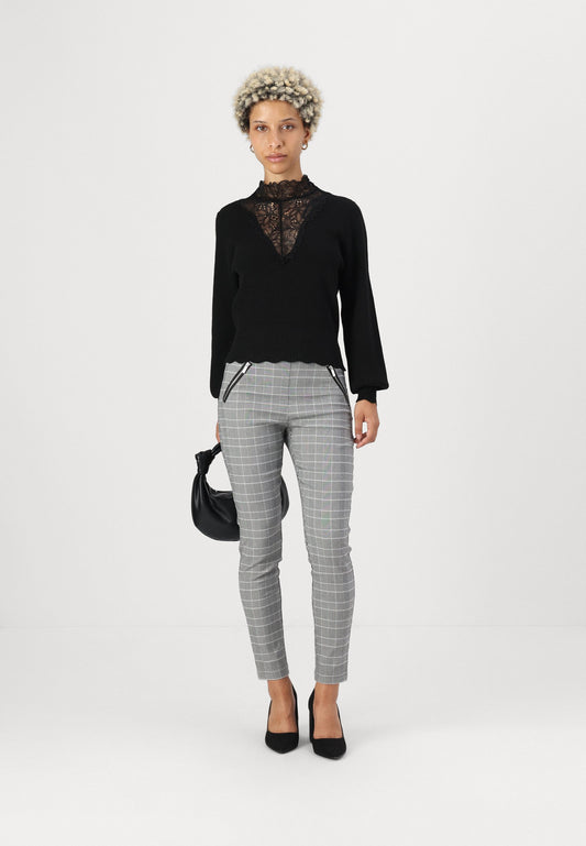 ONLY Petite ONLLOIZA - Leggings - Trousers - White/black