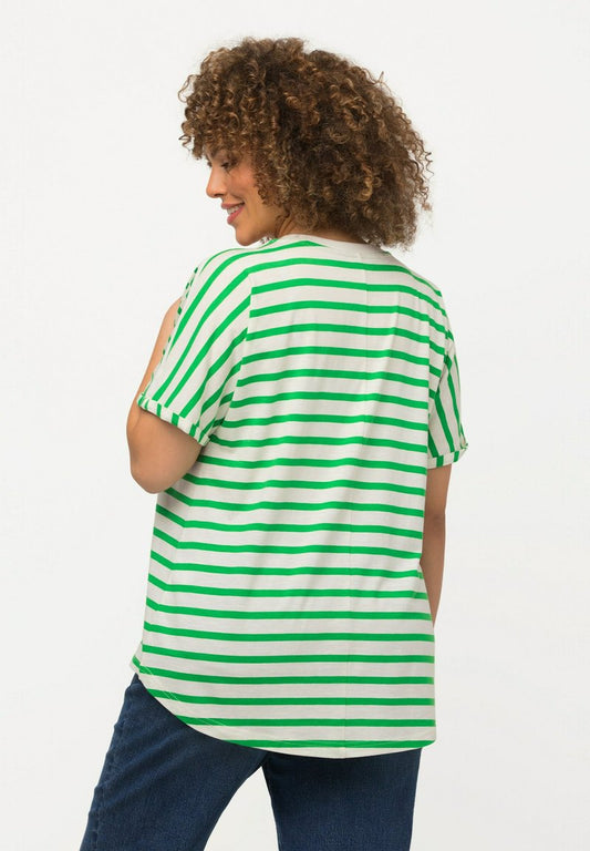 Ulla Popken À RAYURES COL ROND ET MANCHES COURTES - T-Shirt Print - Vert Gazon