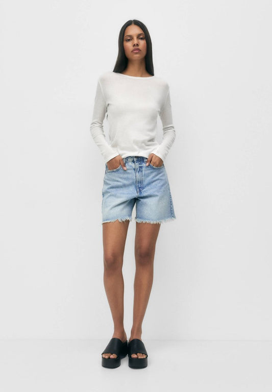 PULL & BEAR BERMUDA - Jeans Shorts - Light Blue Denim