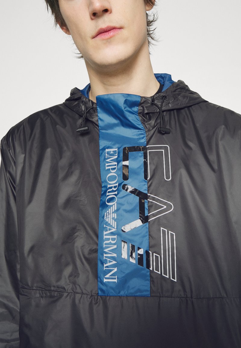 EA7 Emporio Armani Windbreaker - Black