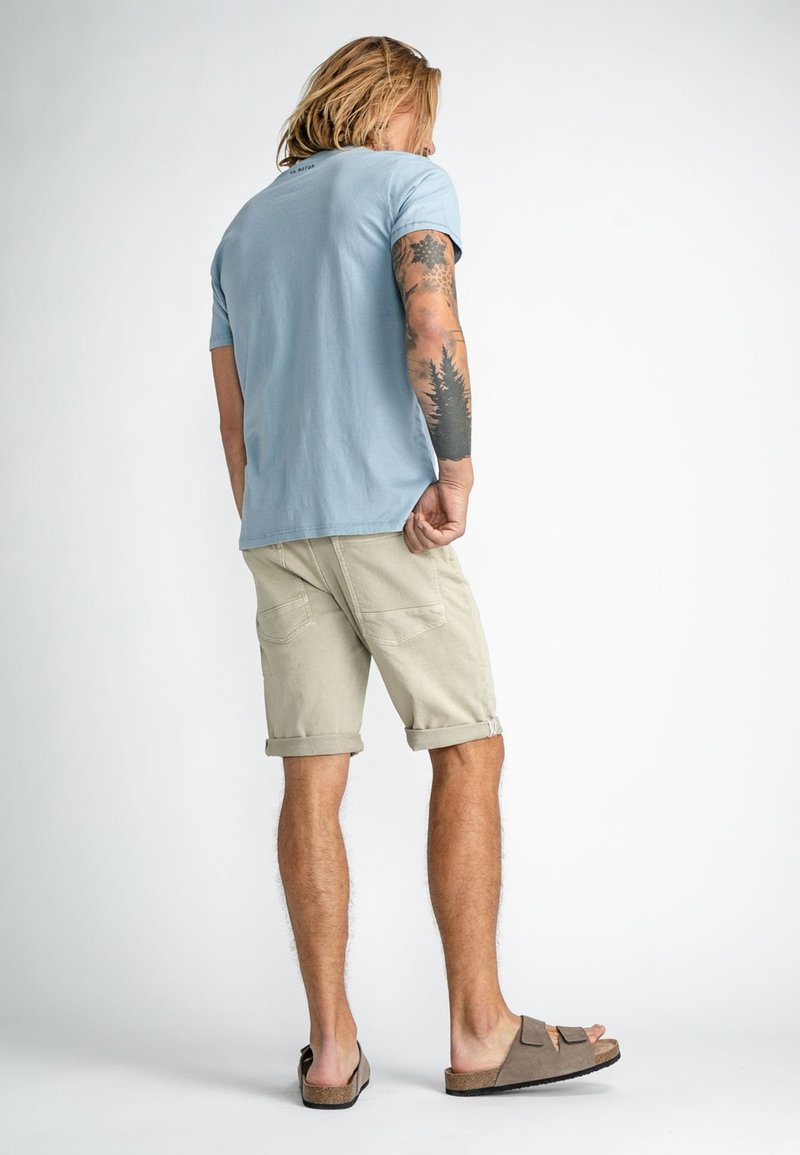 Petrol Industries JACKSON - Jeans Shorts - Eucalyptus