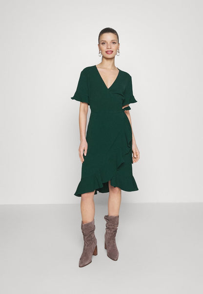 ONLY Petite ONLMETTE SWRAP FRILL DRESS - Freizeitkleid - Ponderosa Pine