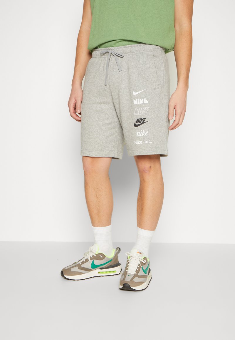 Nike Sportswear CLUB - Shorts - Dark Grey Heather