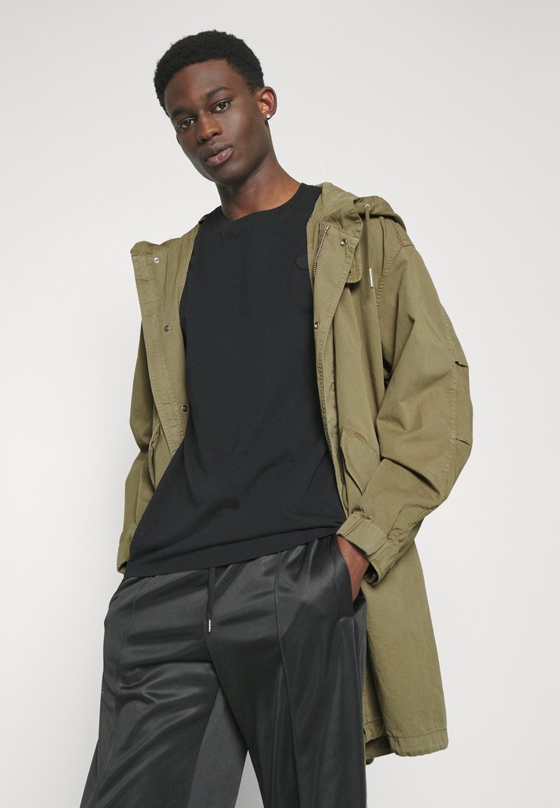 DRYKORN MENITO - Parka - Green