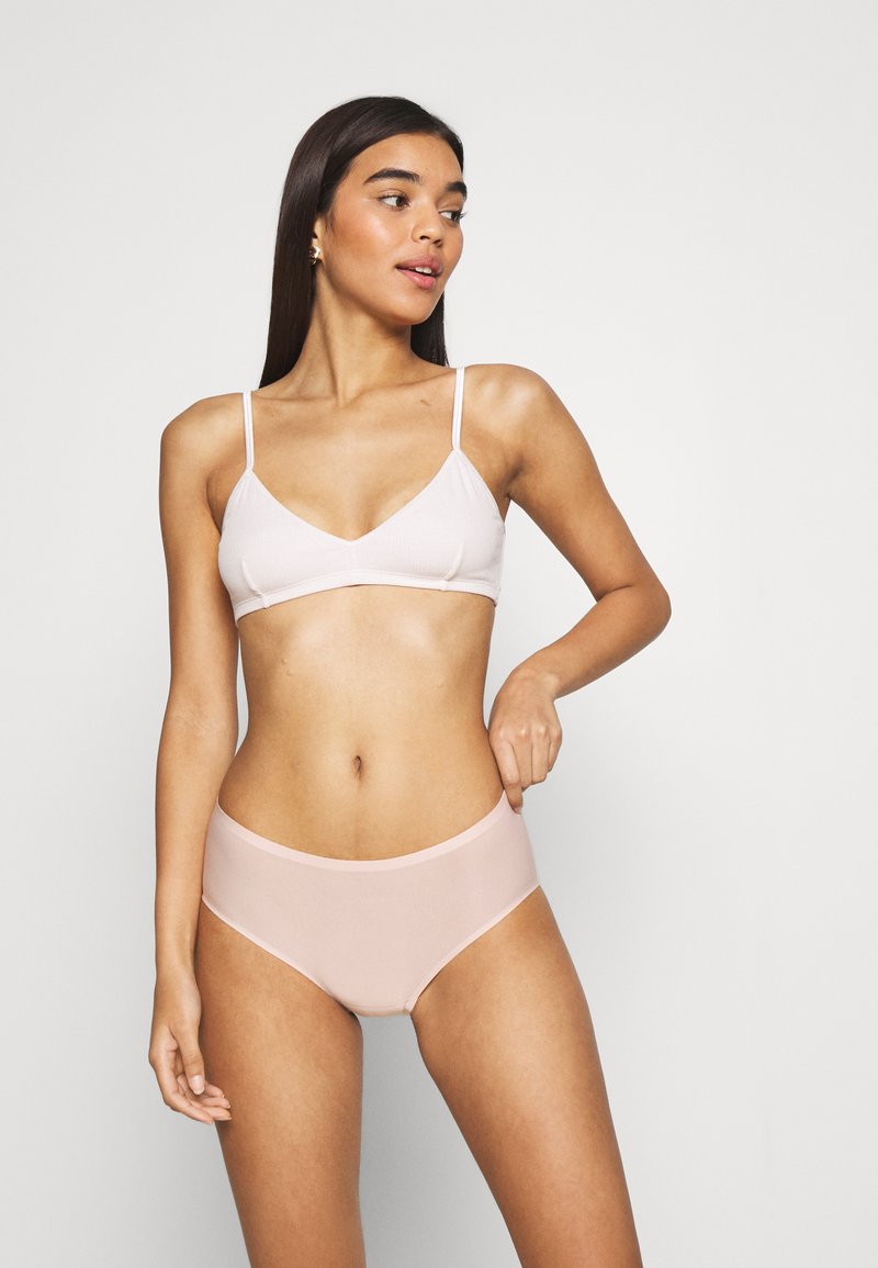 Chantelle SOFTSTRETCH SHORTY - Panties - Soft Pink
