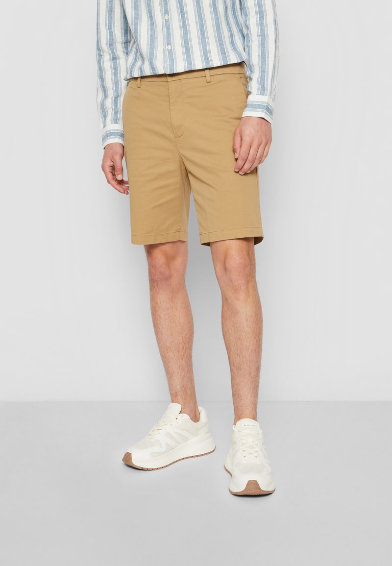 Dockers SMART SUPREME FLEX MODERN CHINO SHORT - Shorts - Harvest Gold