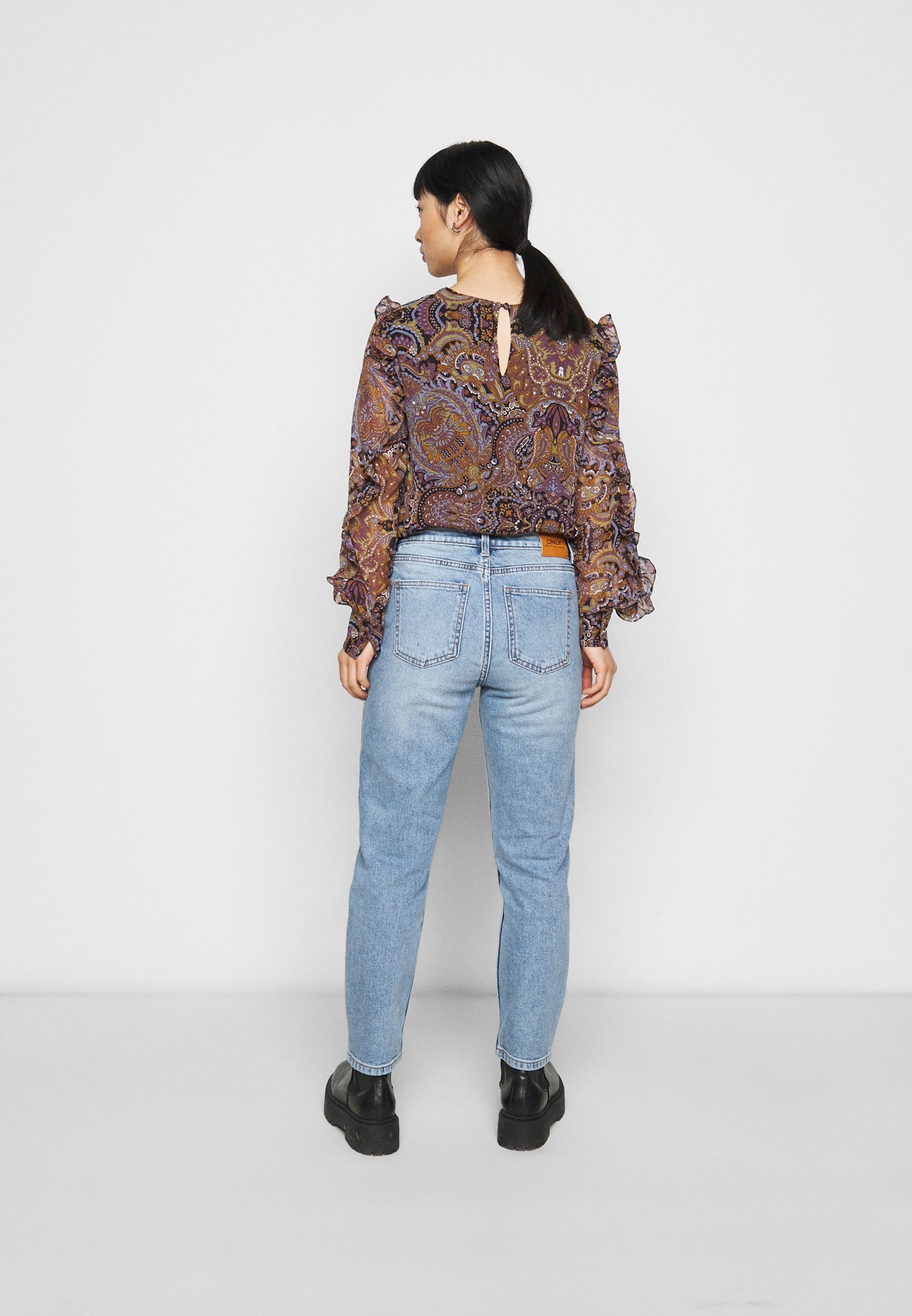 ONLY Petite ONLEMILY LIFE ANKLE - Straight Leg Jeans - Medium Blue