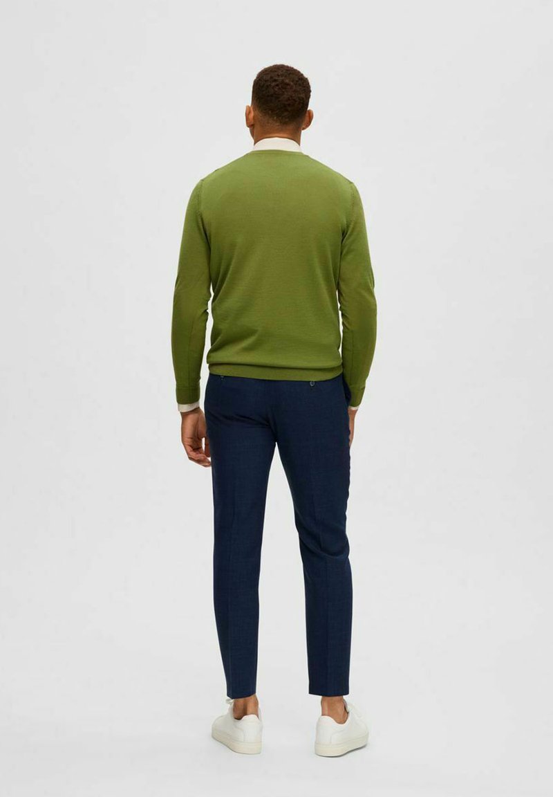 Selected Homme SLHTOWN MAX CREW NECK B NOOS - Strickpullover - Olive Branch