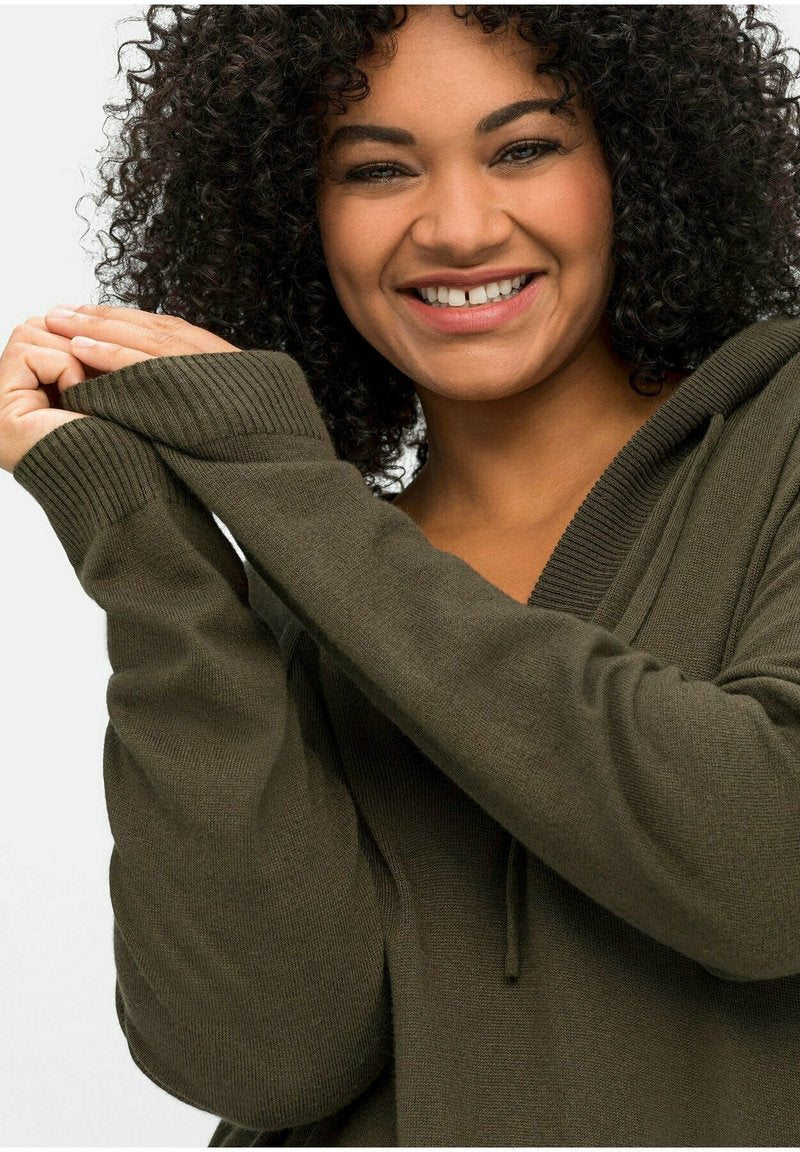 Sheego PULLOVER - Kapuzenpullover - Dunkeloliv