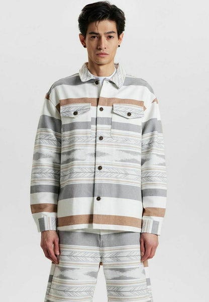 Anerkjendt AKOTTO JACQUARD OS - Leichte Jacke - Wood Thrush