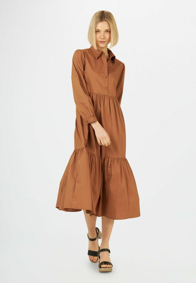  WITH RUFFLES - Blusenkleid - Mou