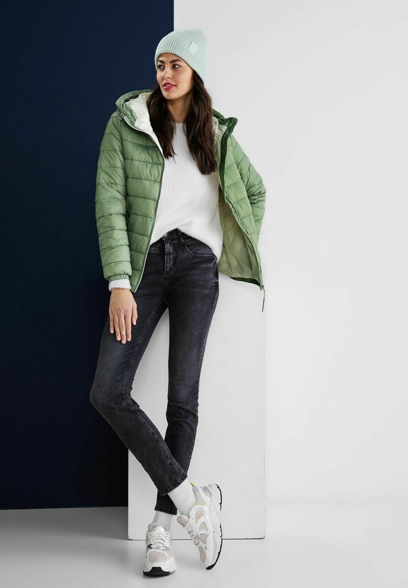 STREET ONE KURZE MIT ZIPPER - Winterjacke - Grün