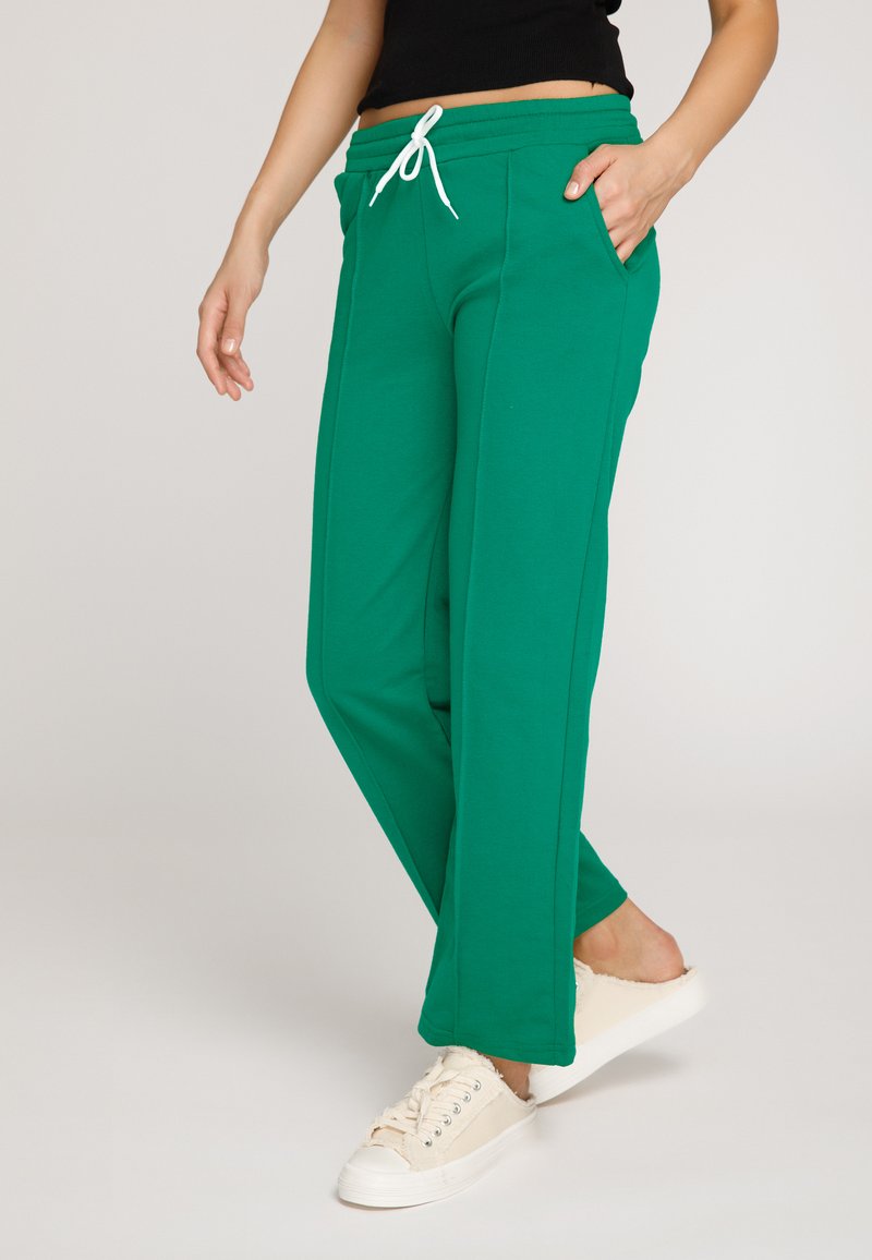  LOOSE FITTING - Jogginghose - Green