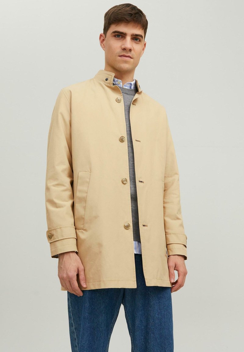 Jack & Jones JPRBLACARL - Kurzmantel - Cornstalk