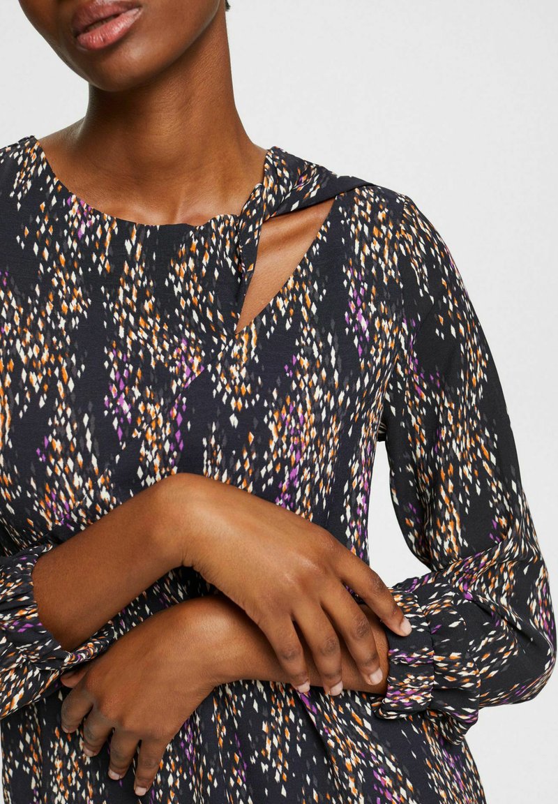 ESPRIT MIT MUSTER UND CUTOUT - Freizeitkleid - Black