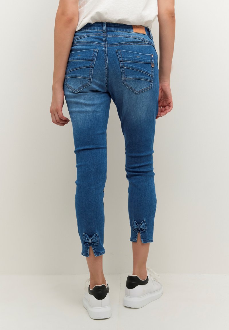 Cream CRSORYA 7/8 BAIILY FIT - Jeans Slim Fit - Houston Blue Denim