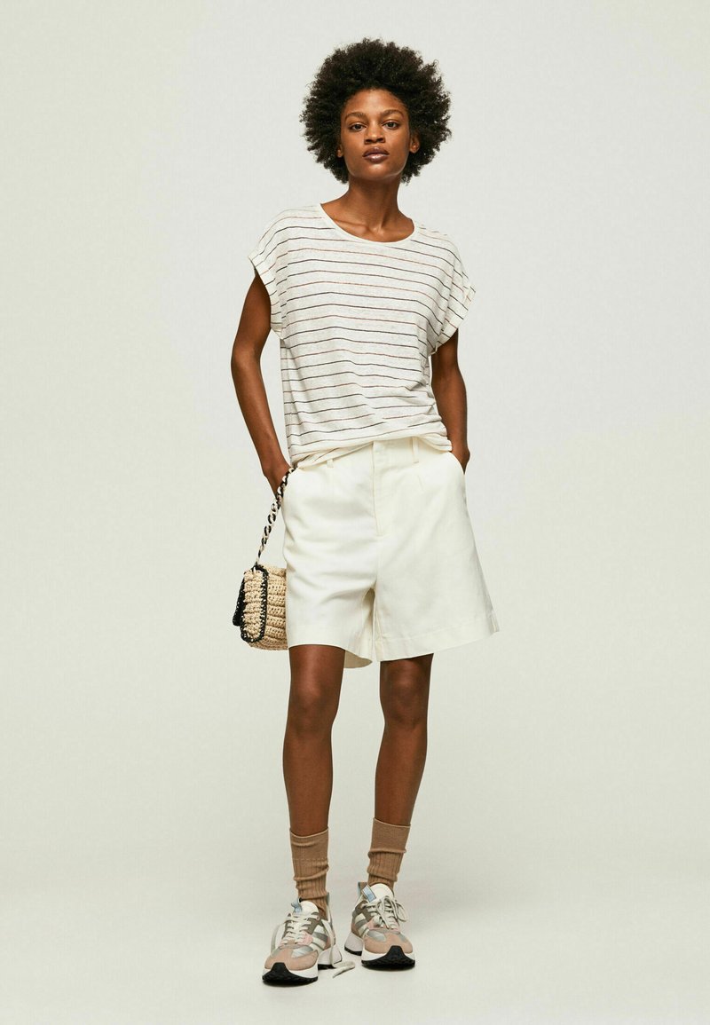 Pepe Jeans OLAYA - T-Shirt Print - Off White Brown