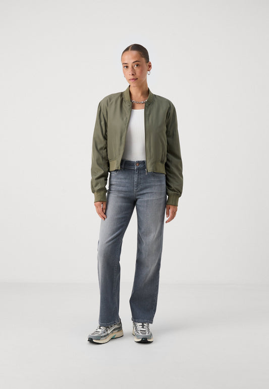 ONLY Petite ONLBLUSH MID - Straight Leg Jeans - Medium Grey Denim