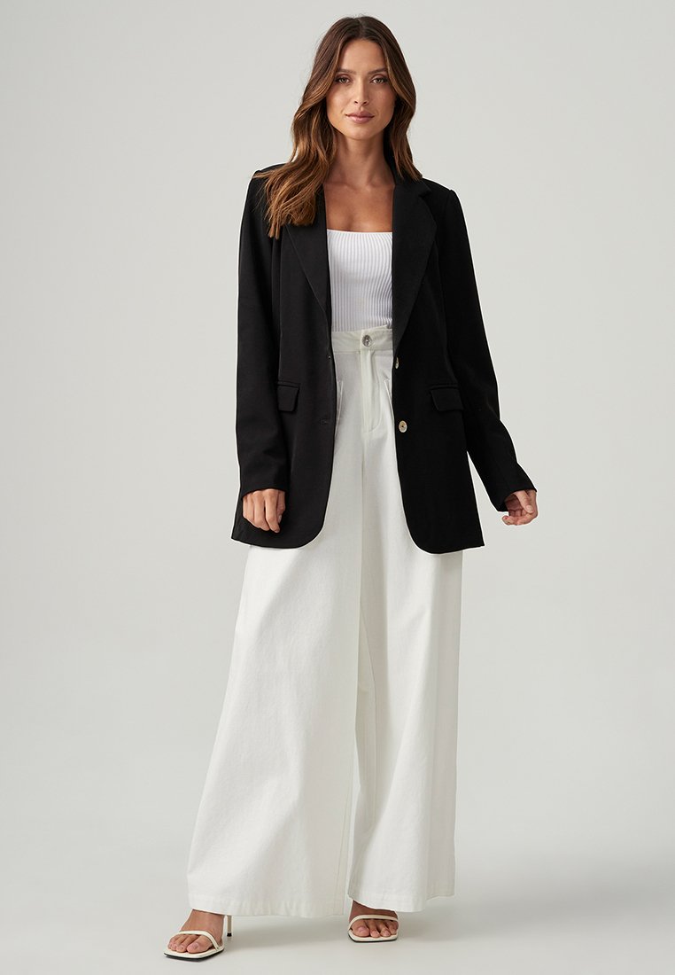  KATHY - Kurzmantel - Black