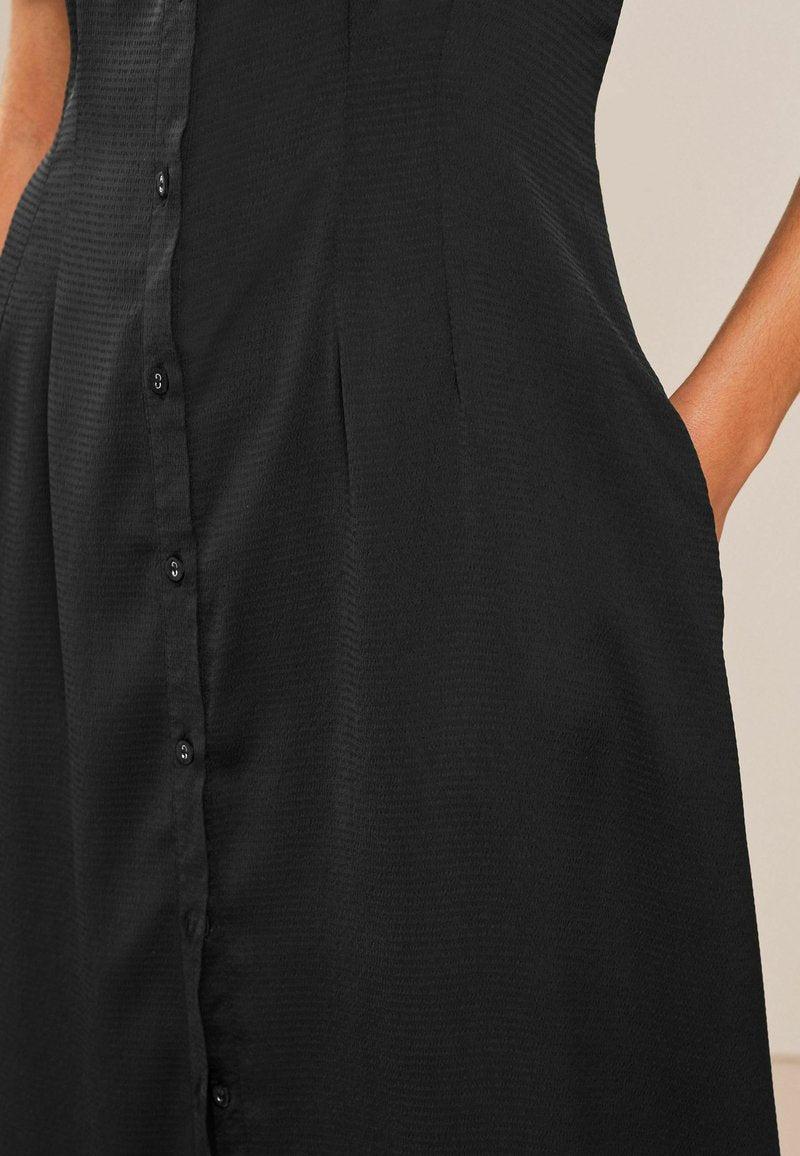 Next FLUTED SLEEVE EMPIRE STANDARD - Blusenkleid - Black