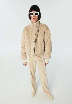 DeFacto Winterjacke - Green