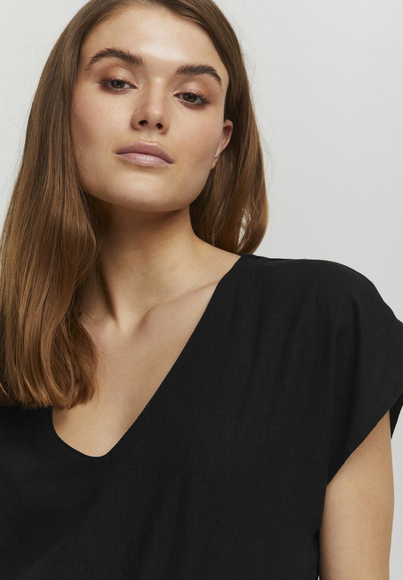 B.young BYFALAKKA - Jumpsuit - Black