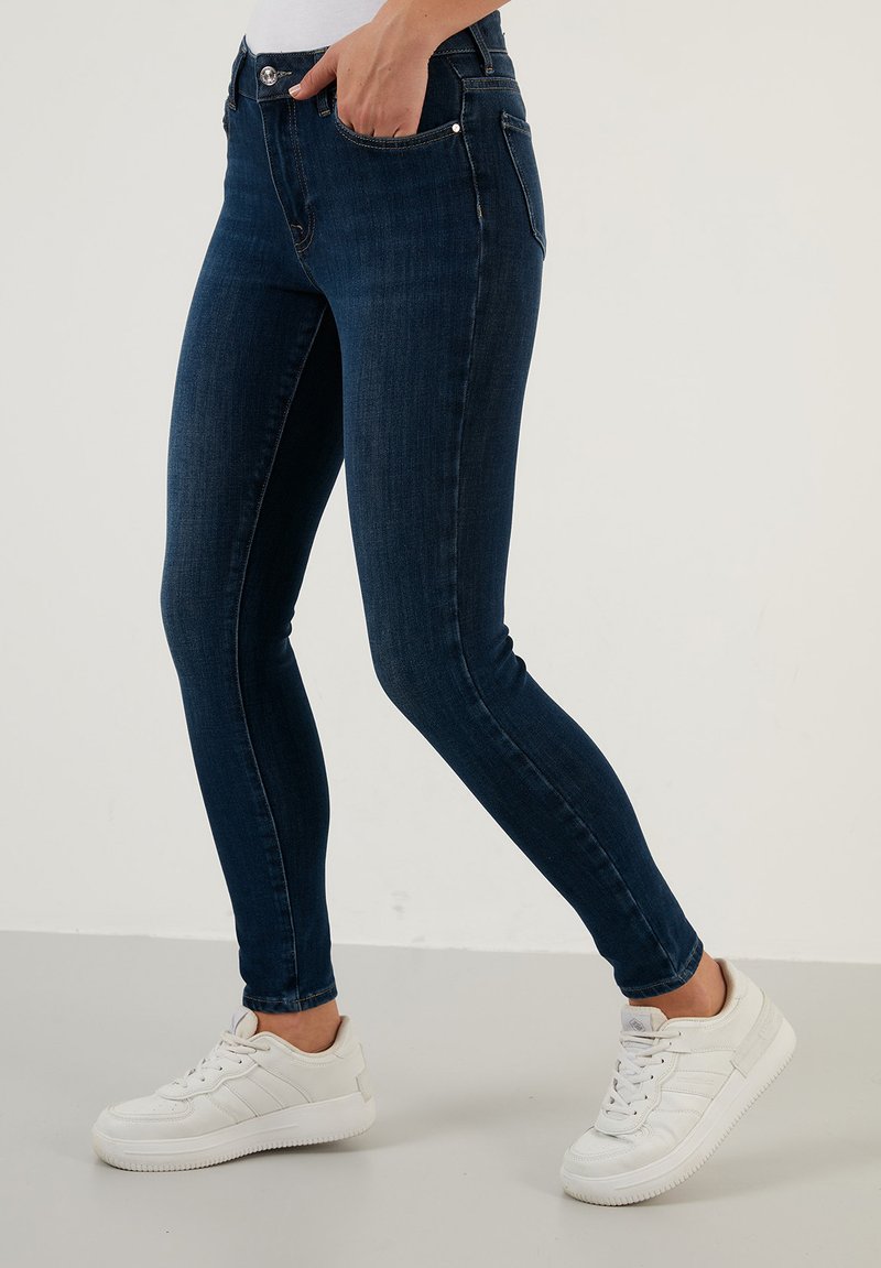 LELA SLIM FIT - Jeans Skinny Fit - Dark Blue