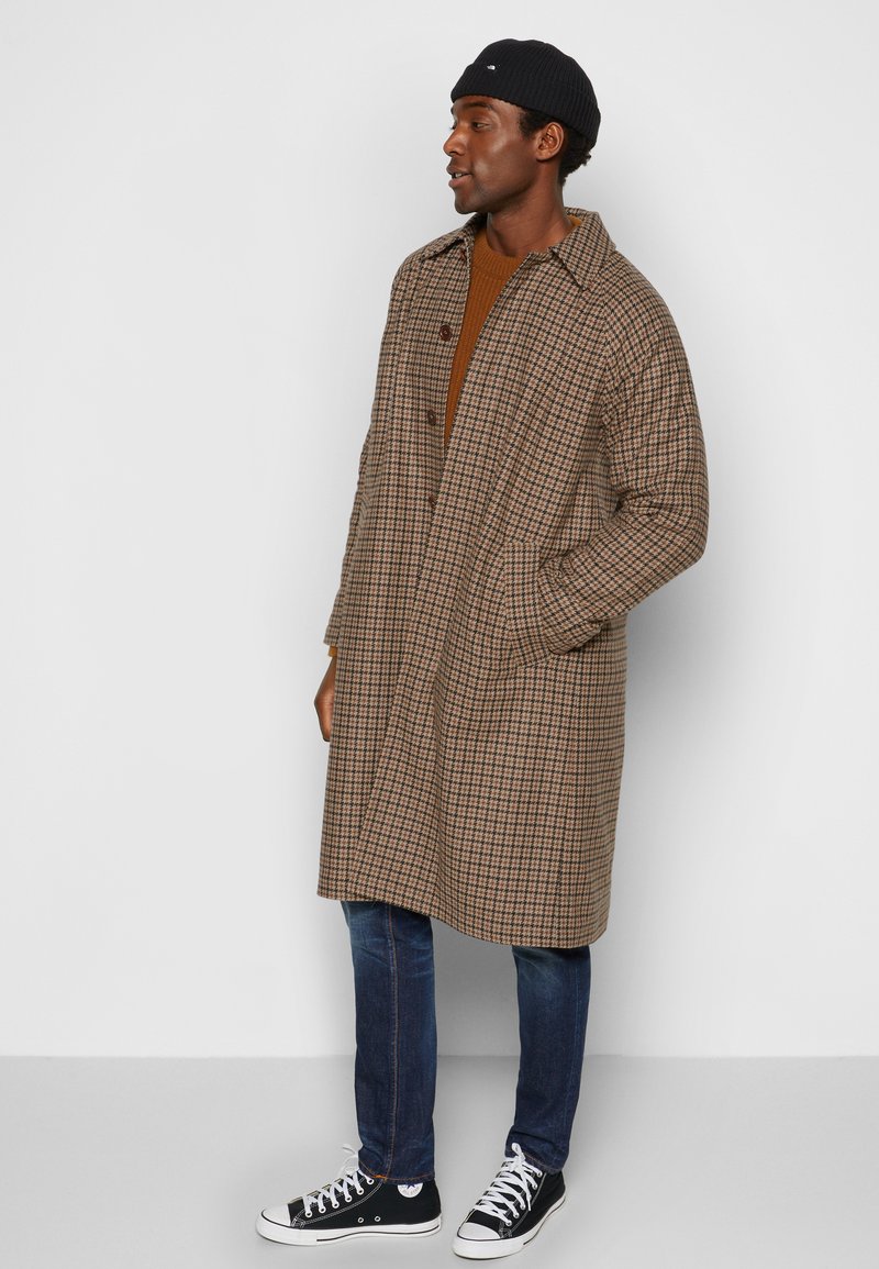 Nudie Jeans COREY - Klassischer Mantel - Brown