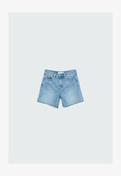 Stradivarius LOW WAIST BERMUDA - Jeans Shorts - Blue Denim
