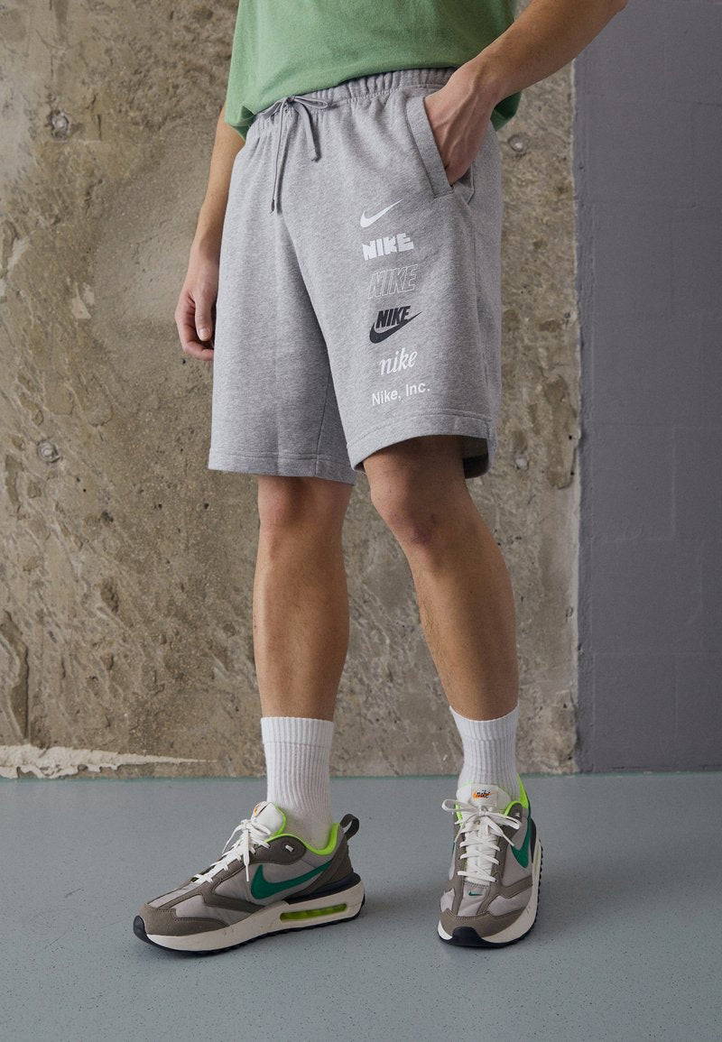 Nike Sportswear CLUB - Shorts - Dark Grey Heather