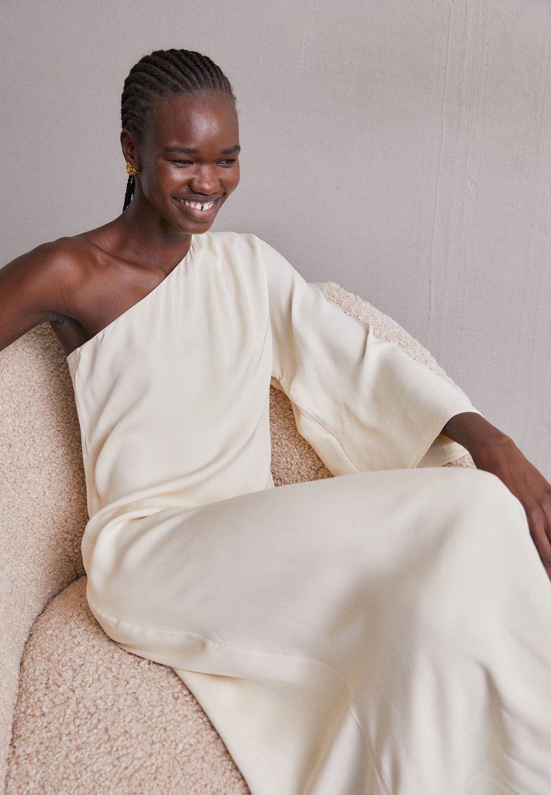 By Malene Birger AVILAS - Ballkleid - Vanilla Cream