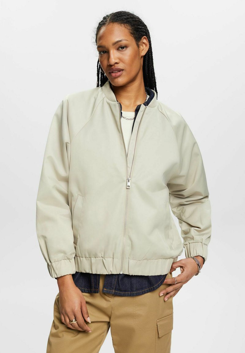 ESPRIT MIT LOCKERER PASSFORM - Bomberjacke - Dusty Green