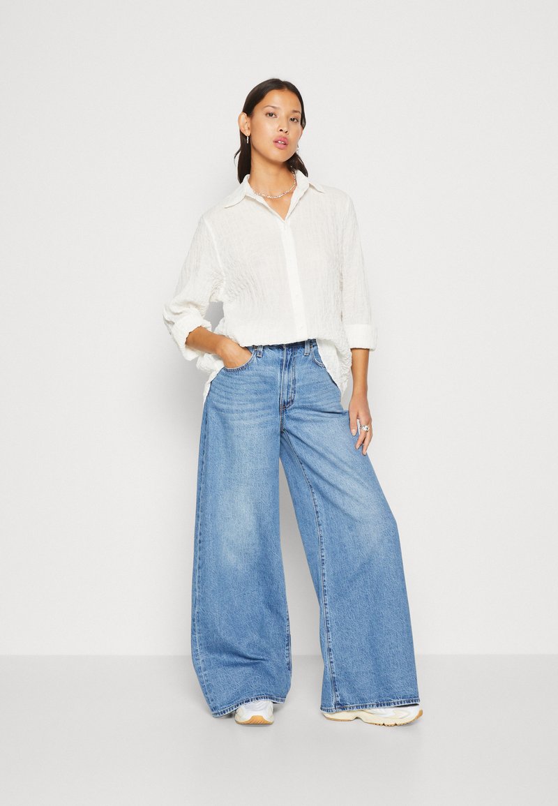 WEEKDAY CRINKLED SHIRT - Hemdbluse - Offwhite