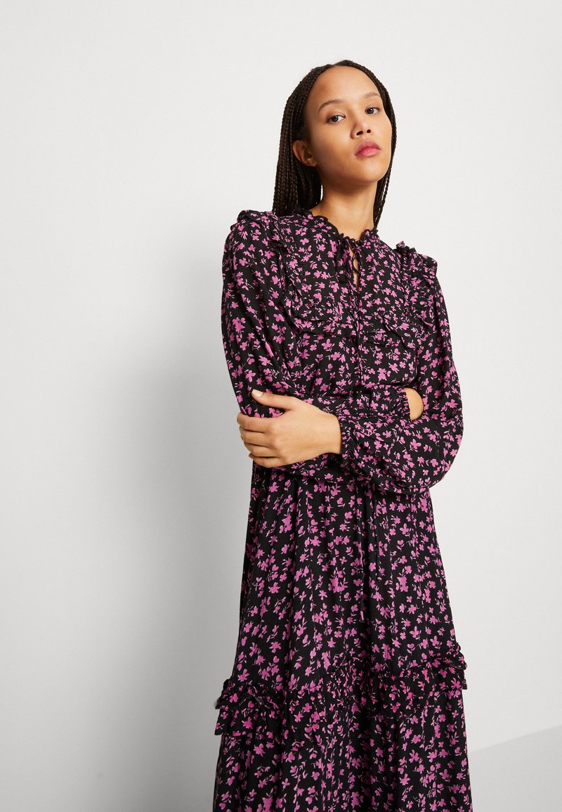  YASCHARLOT LONG DRESS - Freizeitkleid - Black/charlot
