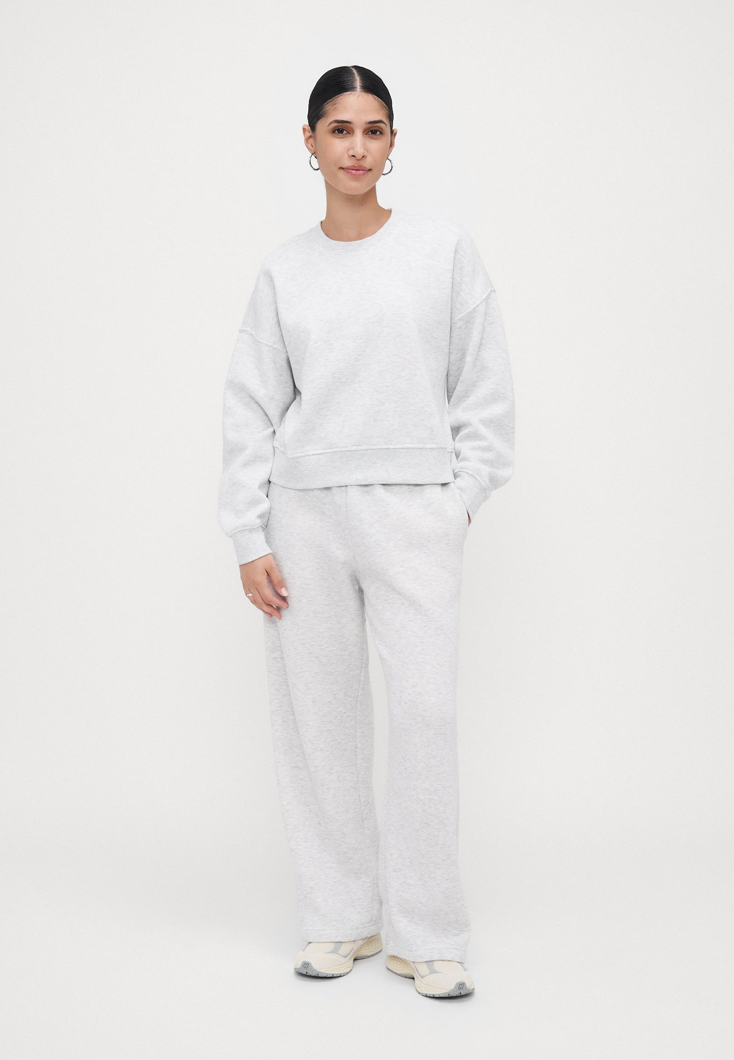 ONLY Petite ONLBEST STRAIGHT - Tracksuit Bottoms - Light Grey Melange