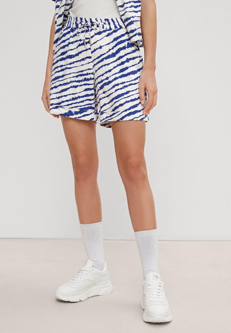  REGULAR - Shorts - White