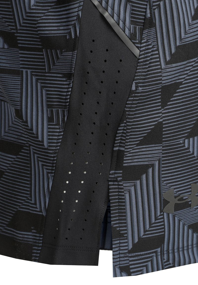 Under Armour LAUNCH ELITE - Kurze Sporthose - Black