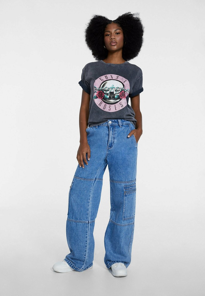 Stradivarius OFFICIAL GUNS N ROSES - T-Shirt Print - Dark Grey