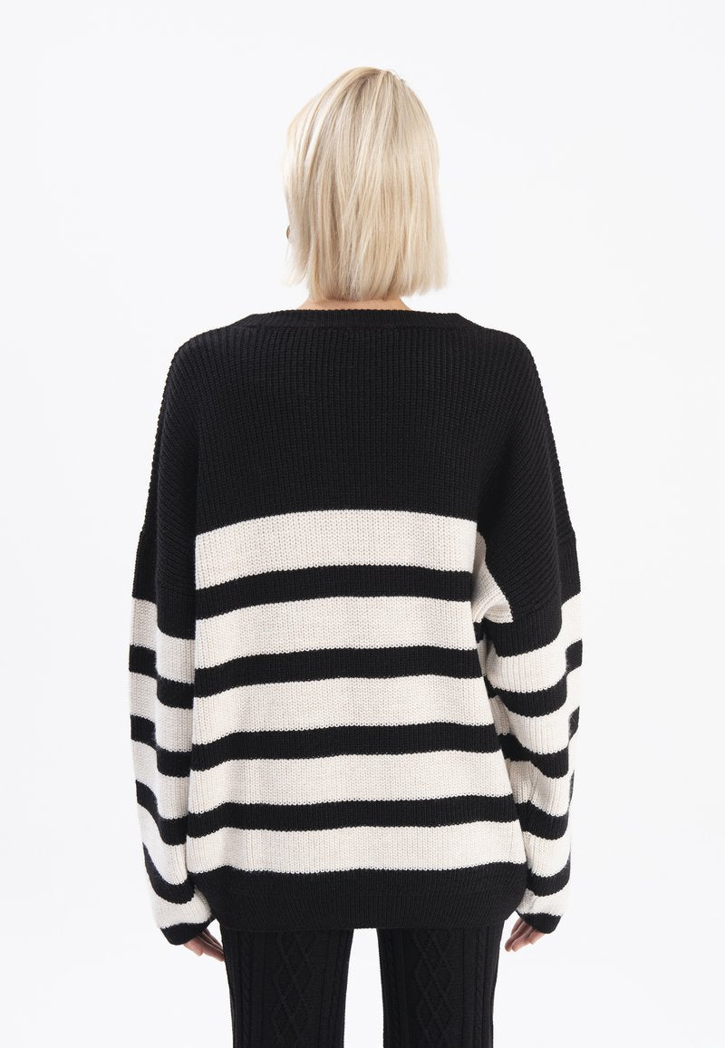  STELLA - Strickpullover - Black