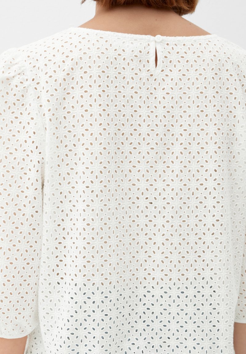 S.Oliver AUS BRODERIE ANGLAISE - Bluse - Ecru