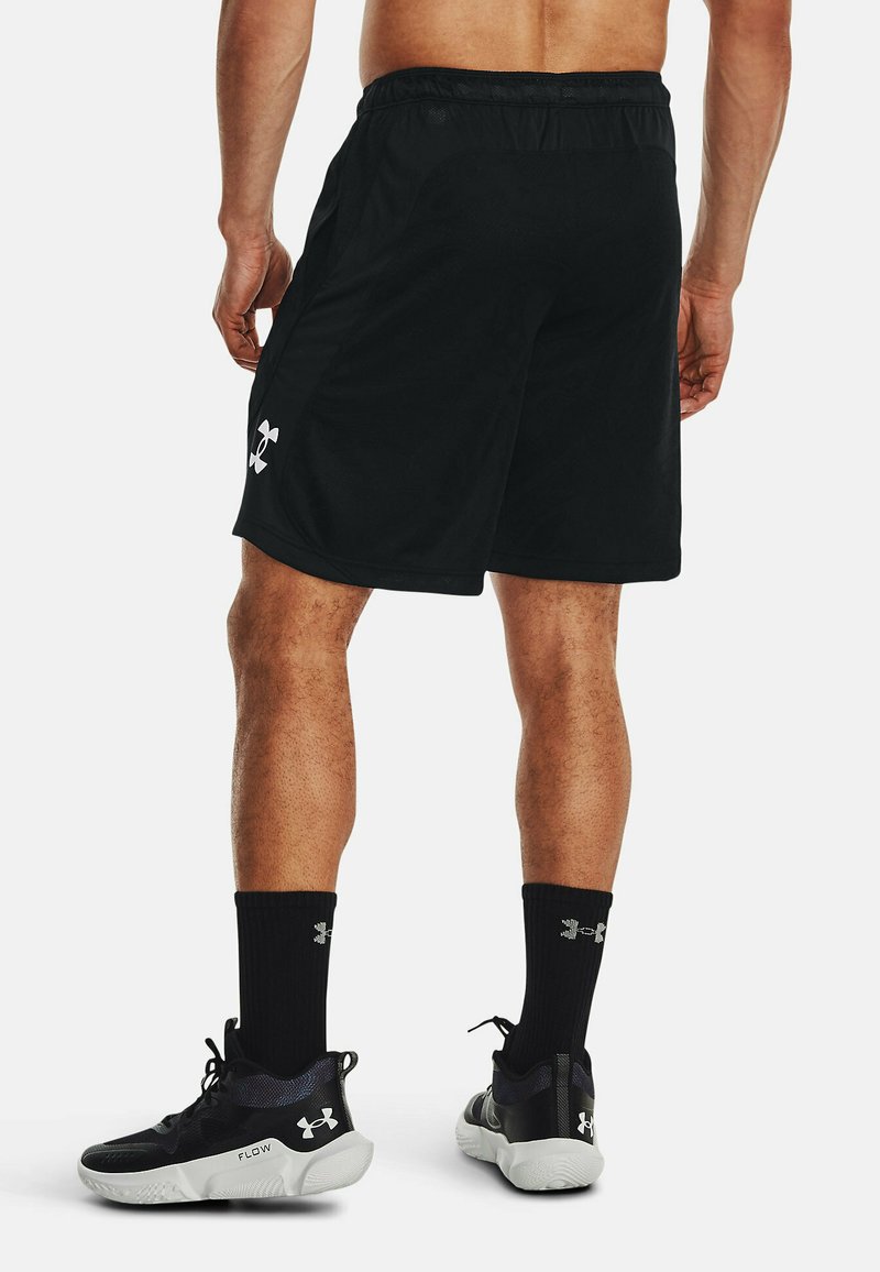 Under Armour HEATWAVE HOOPS - Kurze Sporthose - Black