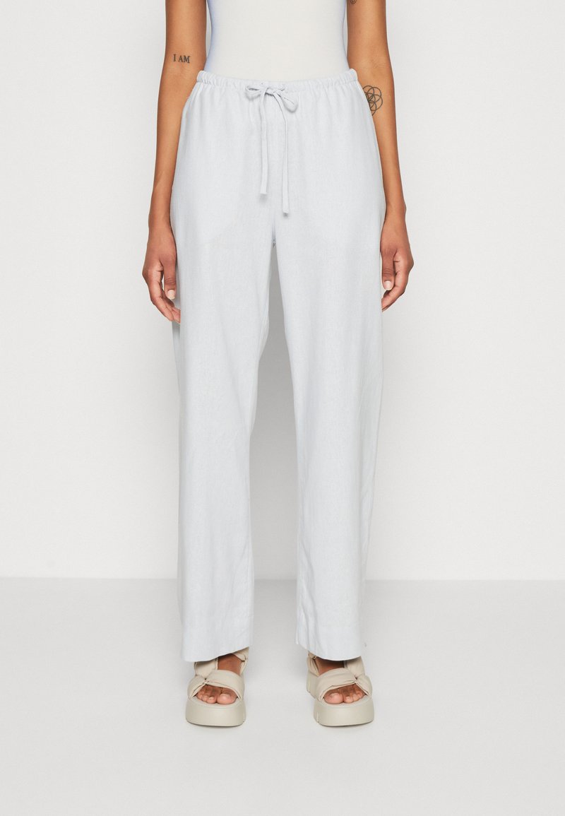 WEEKDAY MIA TROUSERS - Stoffhose - Blue Dusty Light
