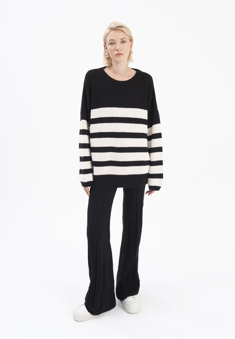  STELLA - Strickpullover - Black